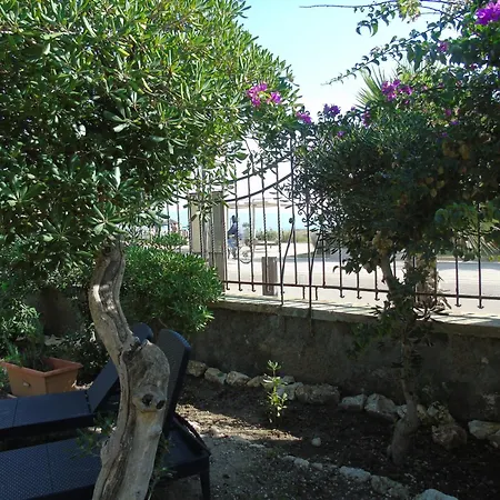 Villino Vanzetti 1930 Bed & Breakfast