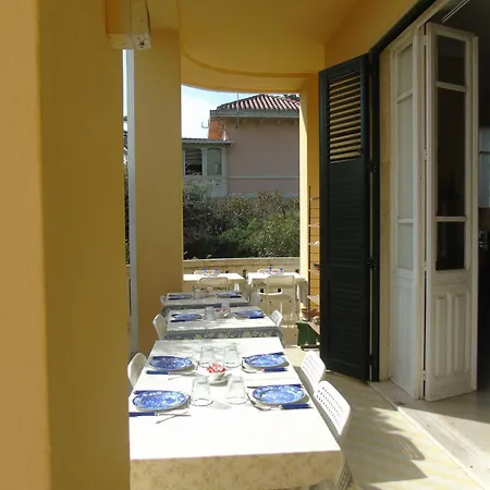 Villino Vanzetti 1930 Bed & Breakfast