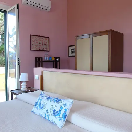 Villino Vanzetti 1930 B&B 칼리아리