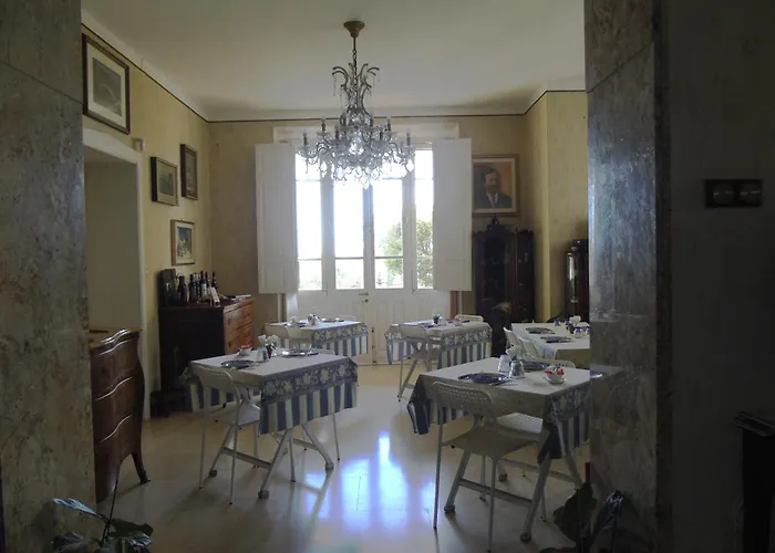 Villino Vanzetti 1930 فندق مبيت وإفطار 3*