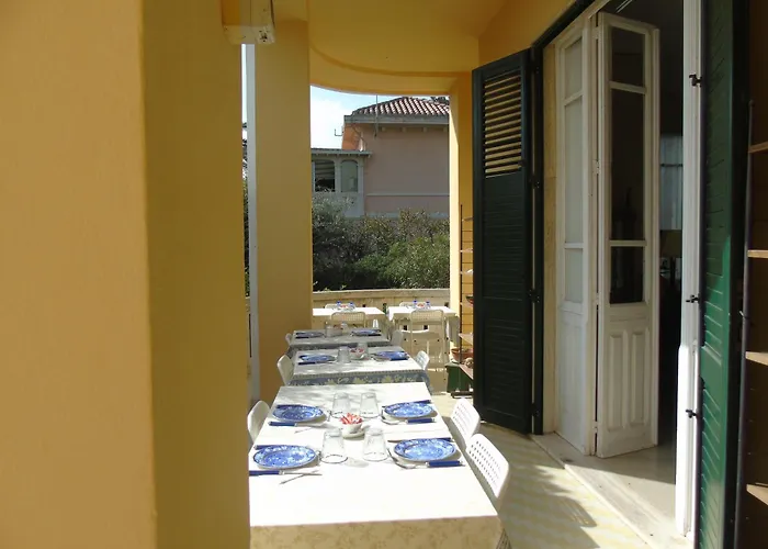 Villino Vanzetti 1930 فندق مبيت وإفطار