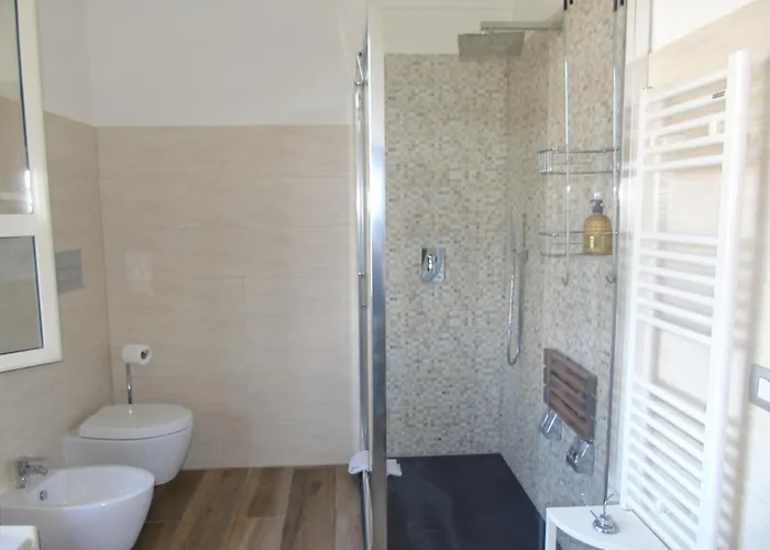 Villino Vanzetti 1930 فندق مبيت وإفطار كالياري