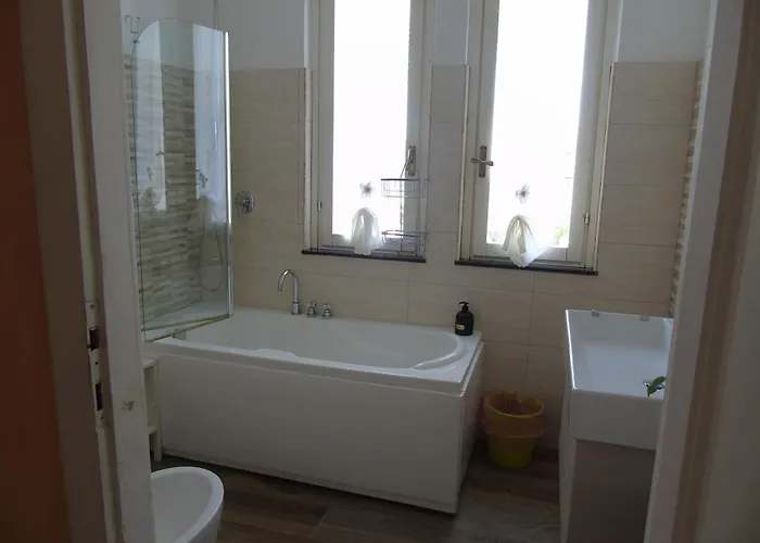 فندق مبيت وإفطار Villino Vanzetti 1930 كالياري